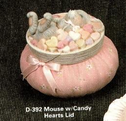 D392 Mouse w/Candy Lid 4"W Bisque $6.48 D391 Stuffed Box Bottom Bisque $6.48 Set Bisque $12.96 PR2022