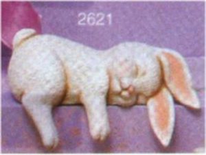 S2621 Sleeping Shelf Bunny