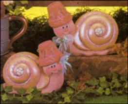 D1616 Crackpot Garden Snails