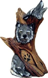 DH2688 Driftwood Wolves